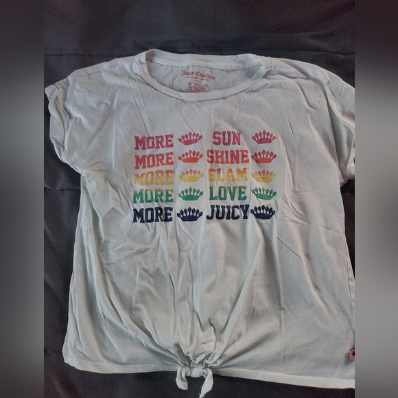 girl bright orange shorts with Juicy Couture tee - Picture 2 of 3